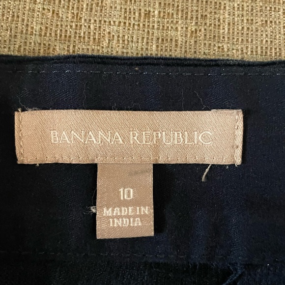 2 Corduroy Skirts - Banana Republic - Picture 5 of 5